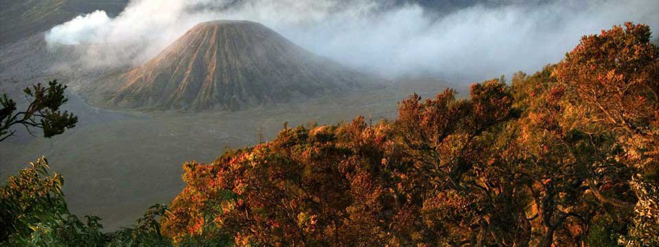 Mountain in the smoke: css photo slideshow